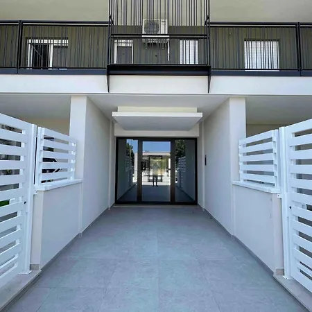 Lecce Parkside Apartment Exterior photo